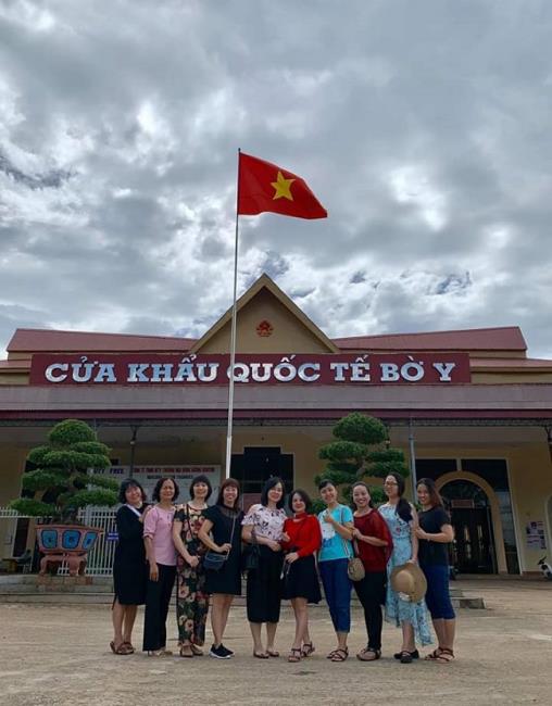 Cán bộ nữ tiêu biểu của Cảng Đà Nẵng tham quan du lịch tại Tây Nguyên